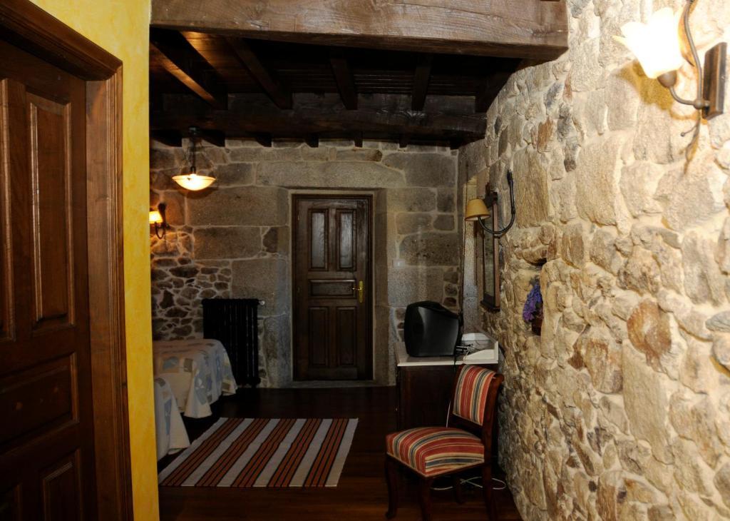 Casa Casarellos Bilik gambar